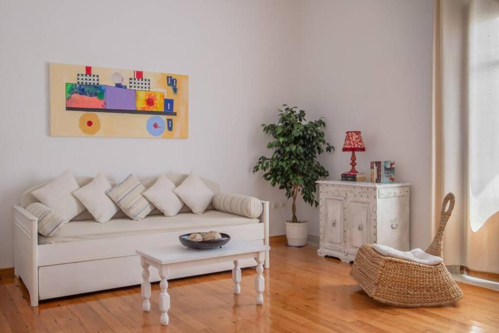 Seaview Stylish Flat In Andros - Walk To Beach Luaran gambar