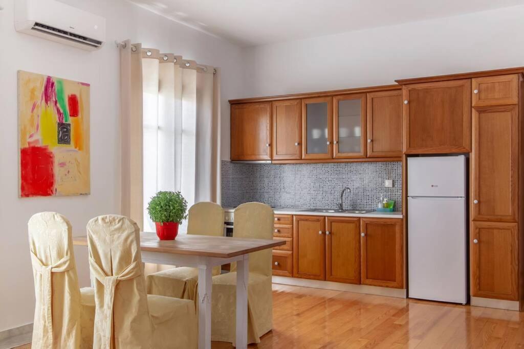 Seaview Stylish Flat In Andros - Walk To Beach Luaran gambar