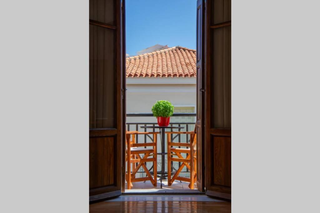 Seaview Stylish Flat In Andros - Walk To Beach Luaran gambar